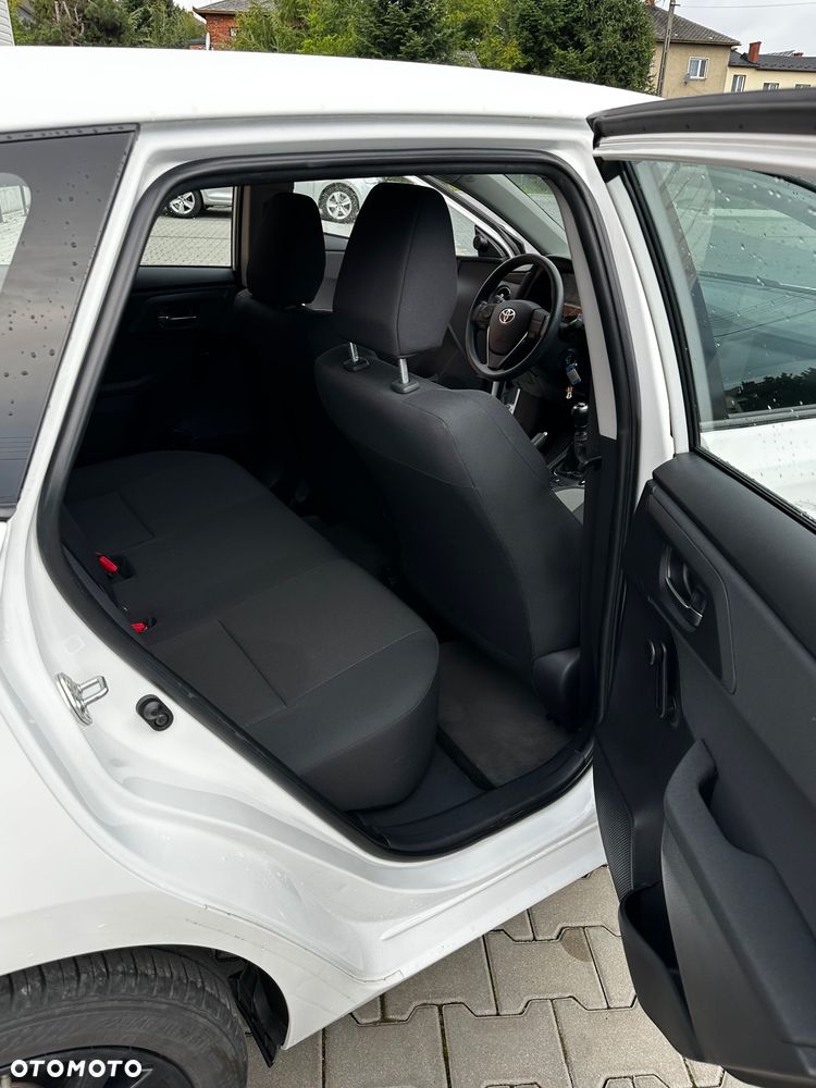 Toyota Auris 1.33 VVT-i Comfort - 10