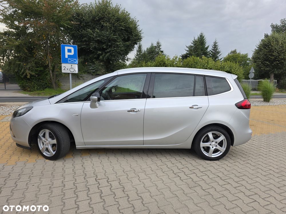 Opel Zafira - 9