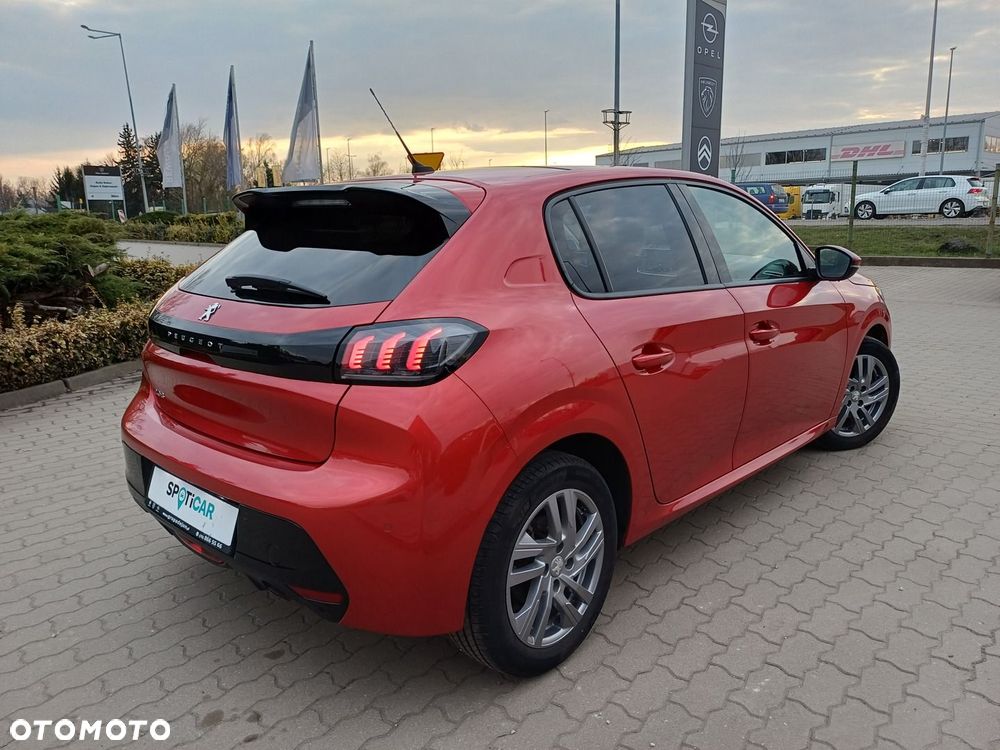 Peugeot 208 1.2 PureTech Allure Pack S&S EAT8 - 6