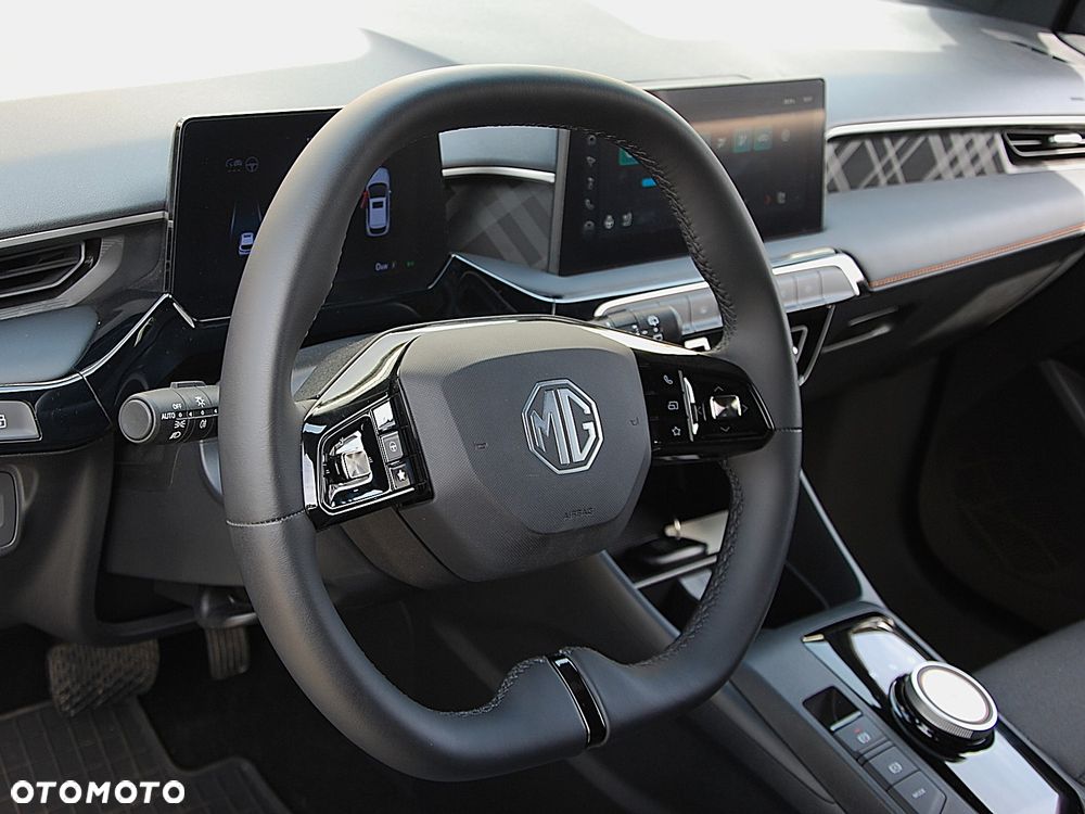 MG MG3 3 Hybrid+ Luxury - 10