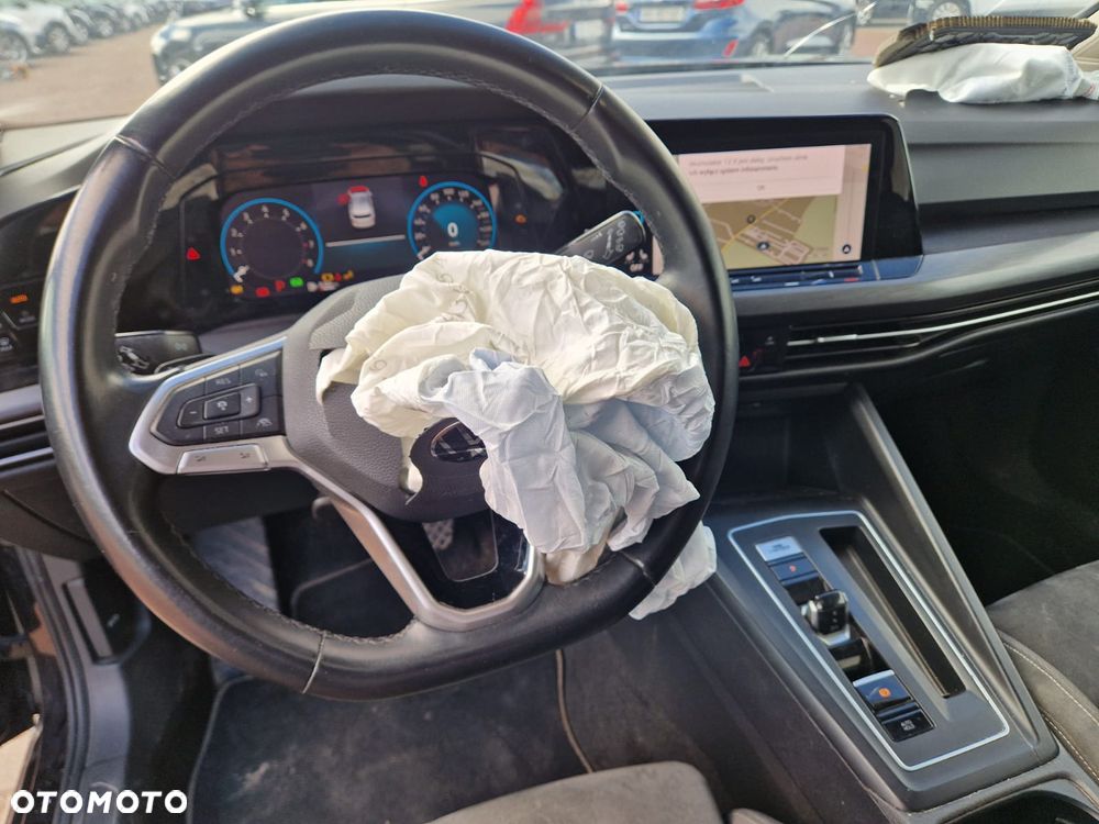 Volkswagen Golf 1.5 eTSI EVO Style DSG - 15