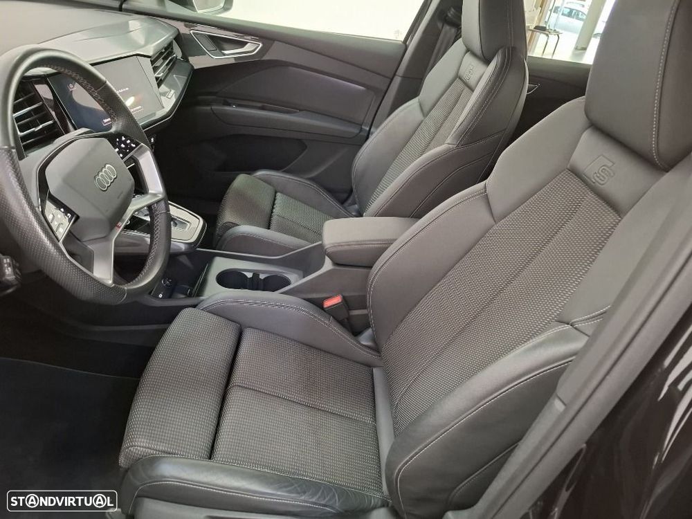 Audi Q4 e-tron 45 82 kWh SE Business - 13