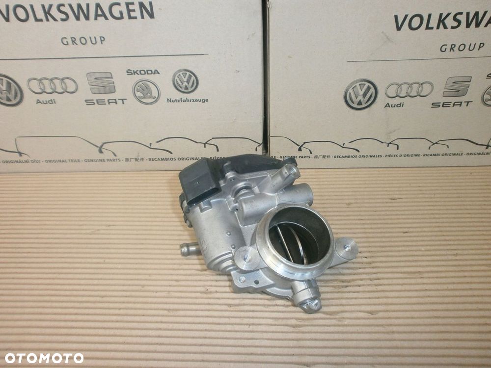 PRZEPUSTNICA POWIETRZA 04L128063H 1.6 2.0TDI IDEALNA GWARANCJA - 1