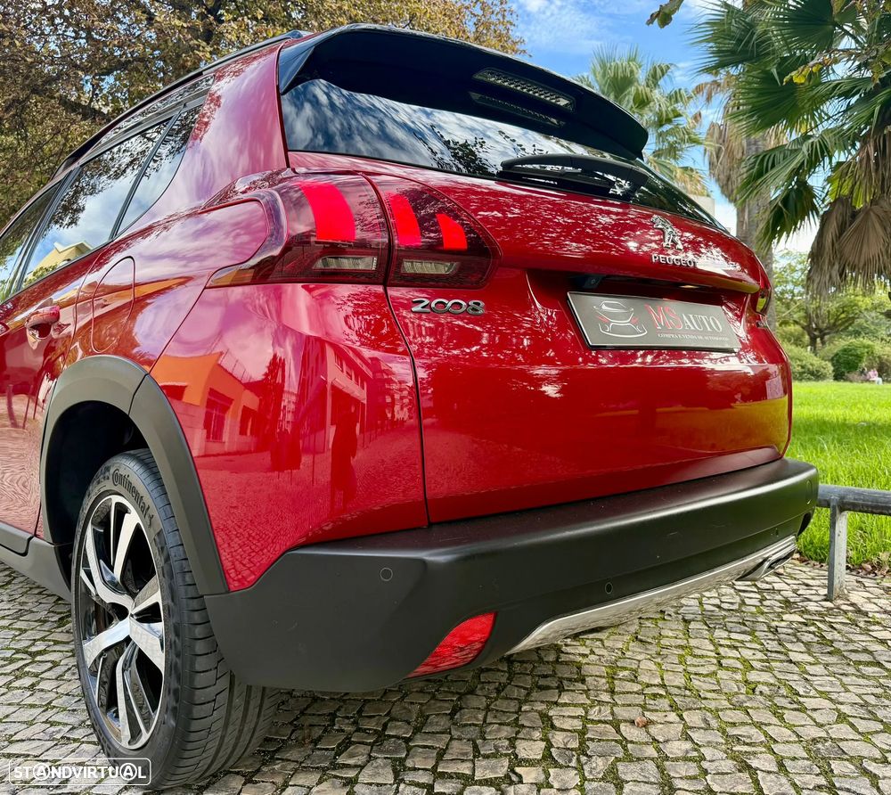 Peugeot 2008 1.2 PureTech GT Line - 34