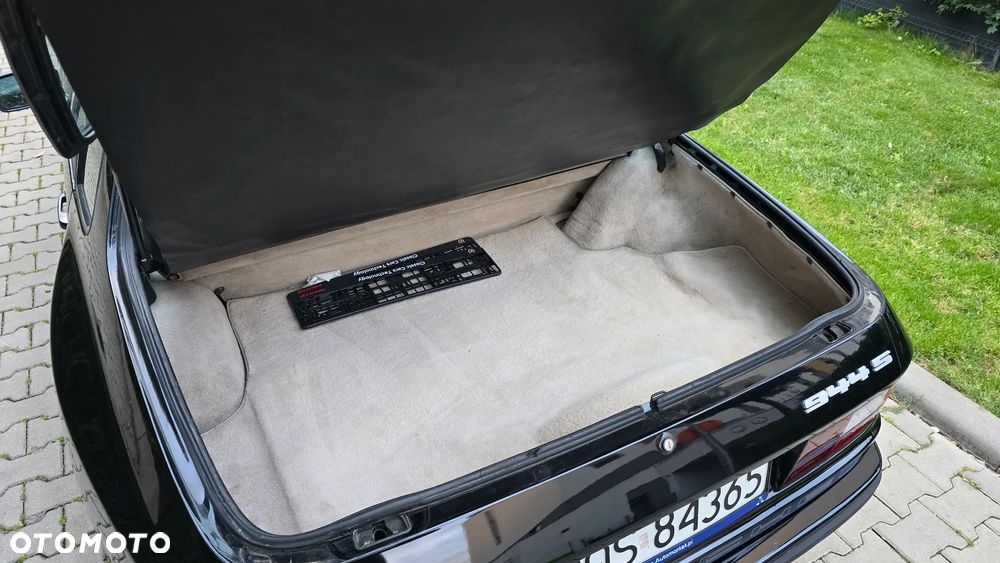 Porsche 944 - 14