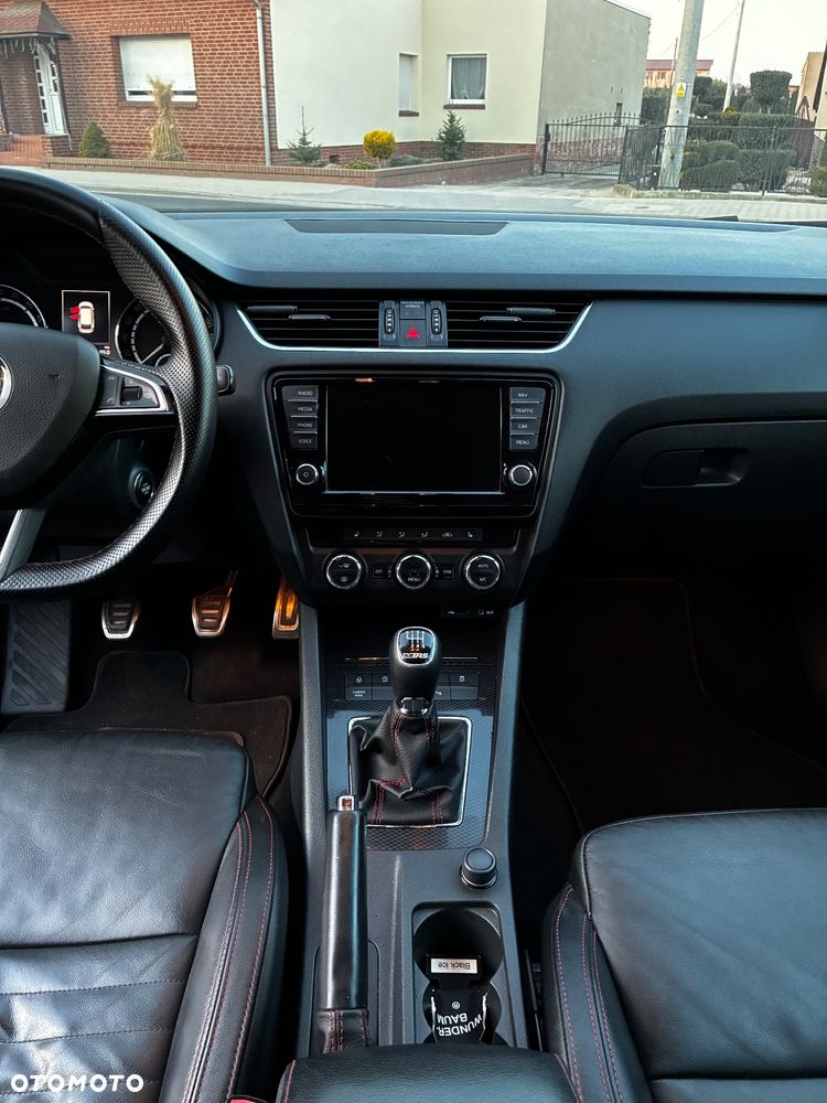 Skoda Octavia 2.0 TDI RS - 15