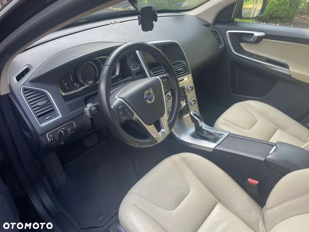 Volvo XC 60 D4 Drive-E Summum - 5