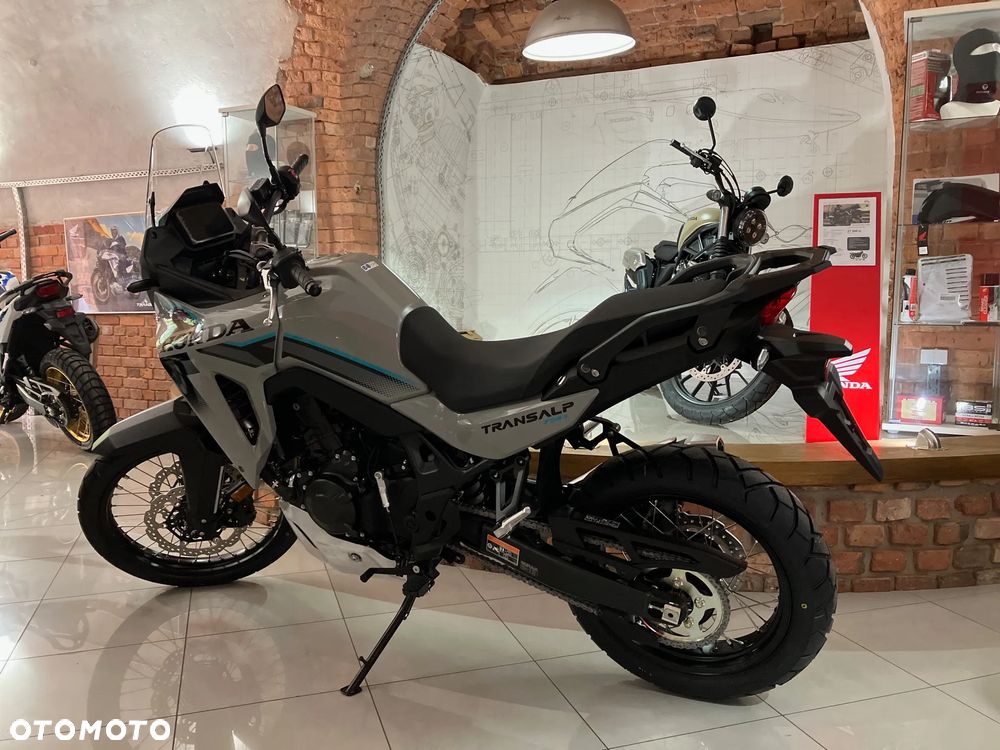 Honda Transalp - 2