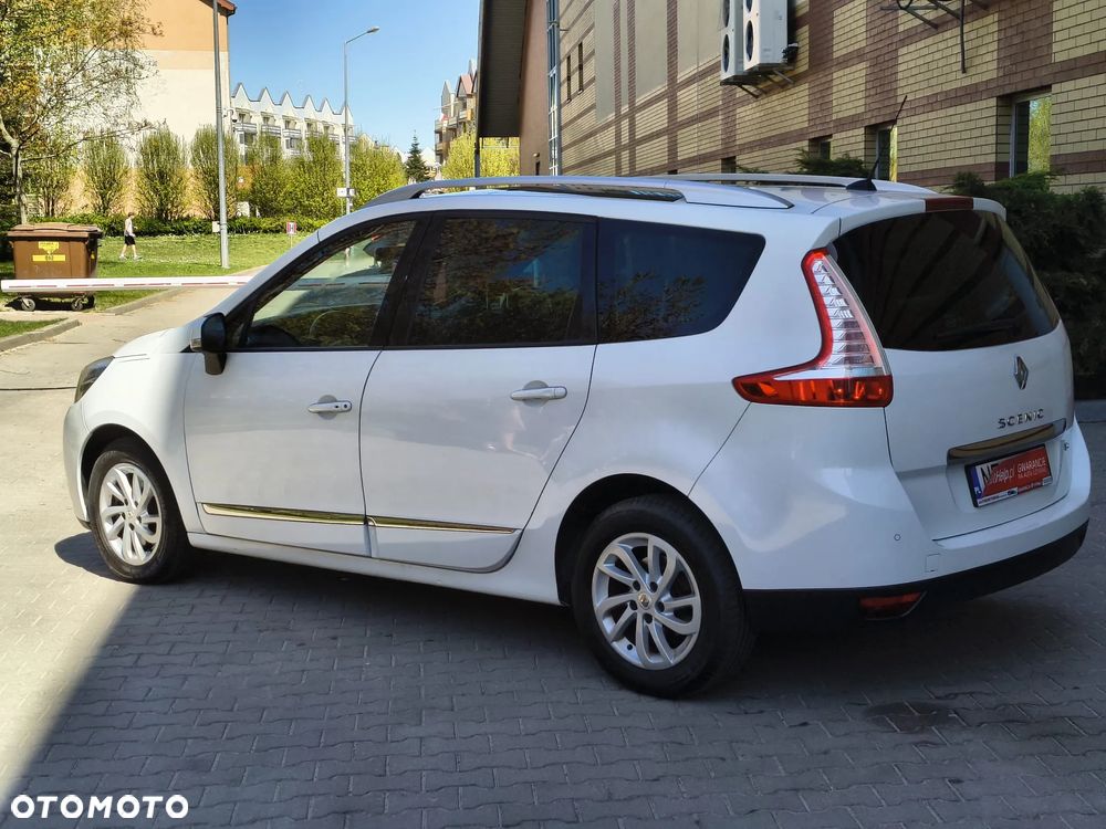 Renault Scenic - 6