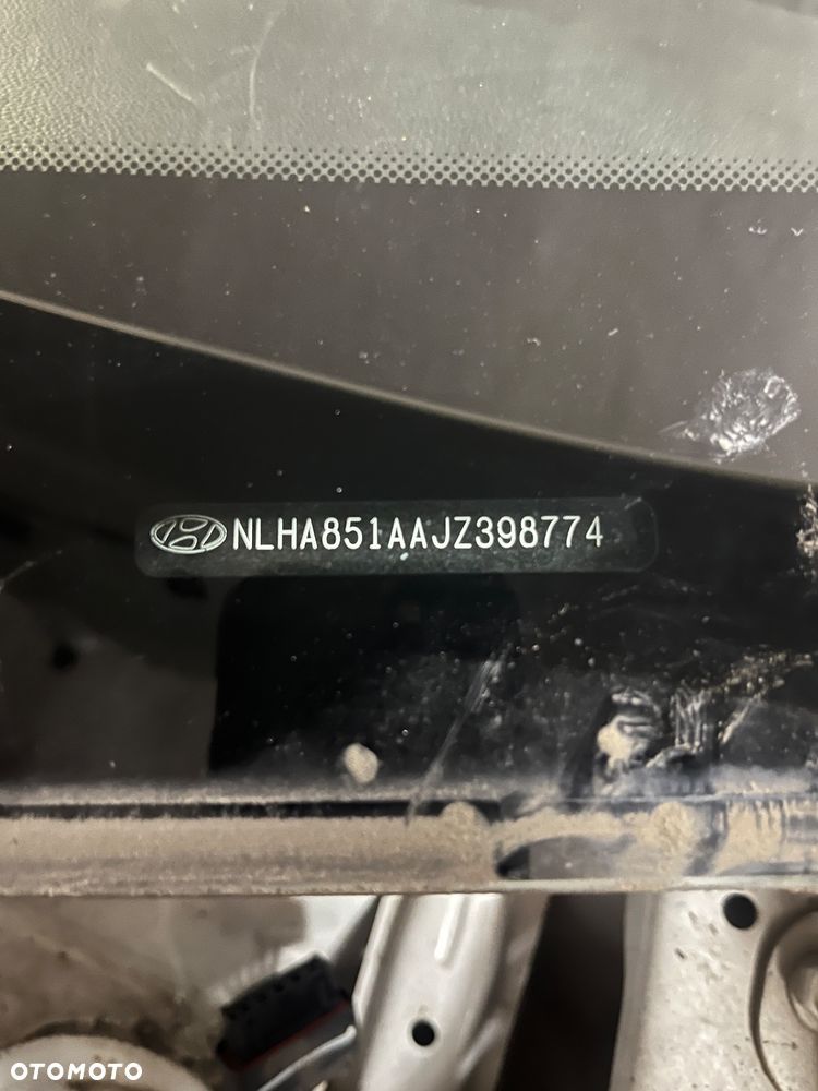 Hyundai i10 1.0 BlueDrive Premium - 13