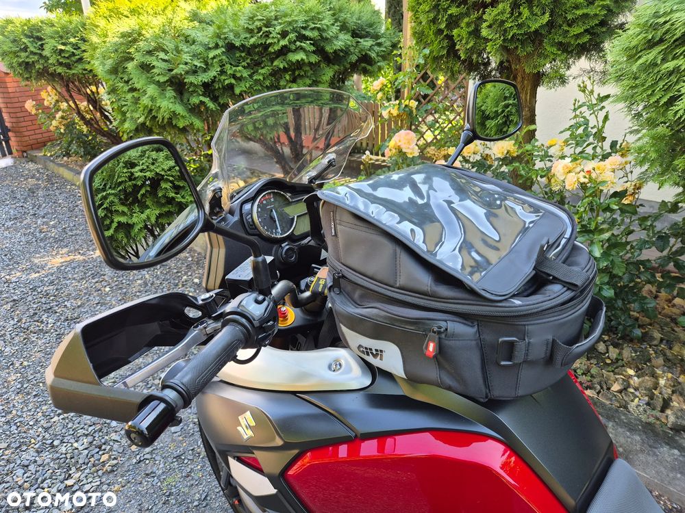 Suzuki DL - 17