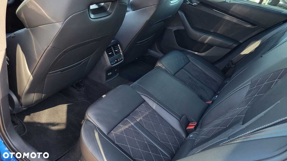 Skoda Octavia 2.0 TDI RS DSG - 11