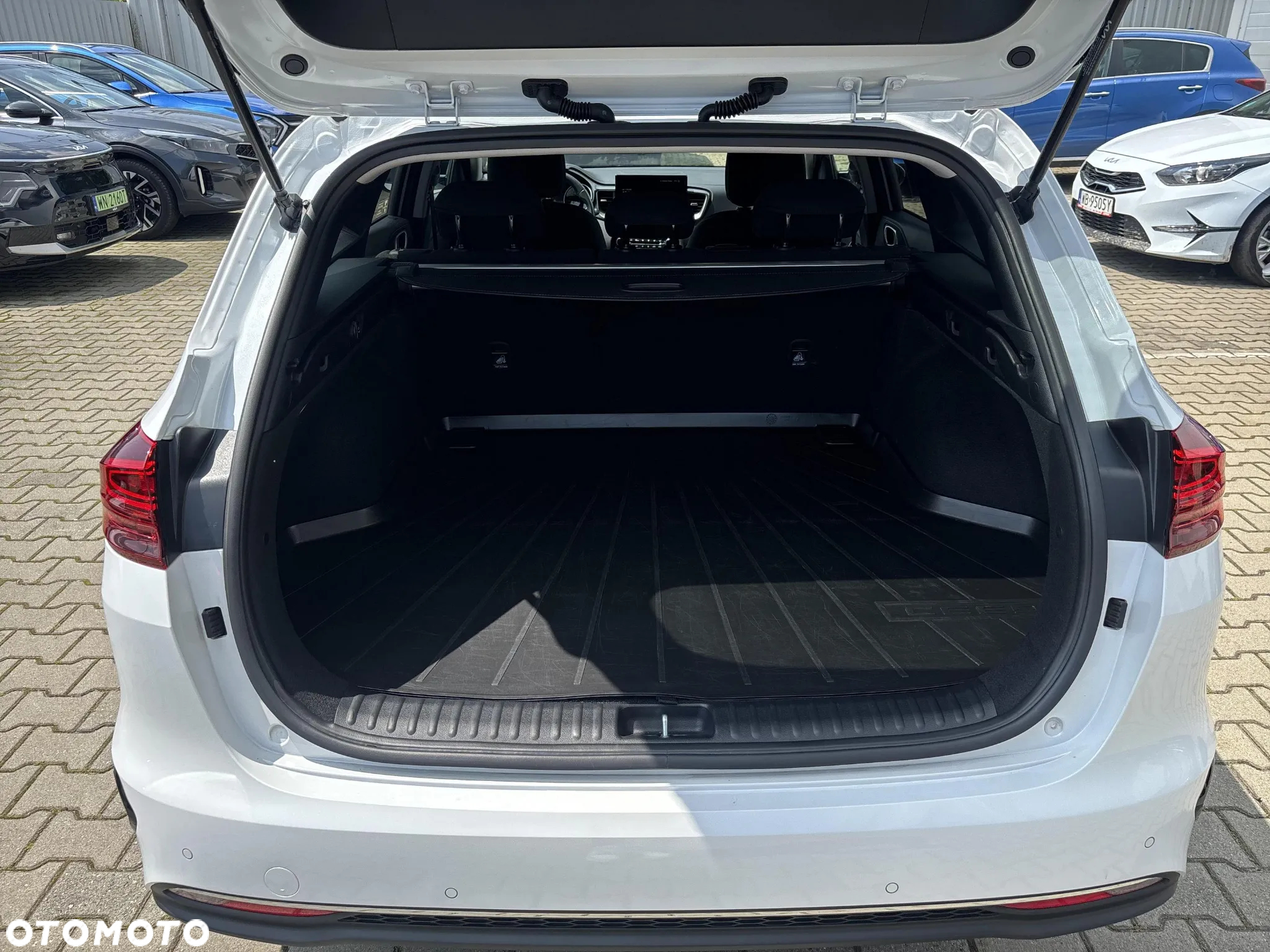 Kia Ceed 1.5 T-GDI M - 9