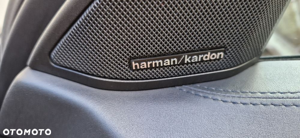 Mercedes-Benz Klasa E 63 AMG - 22