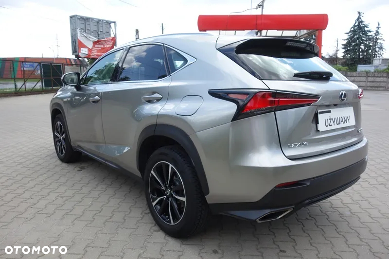 Lexus NX 300 Business Edition AWD - 3