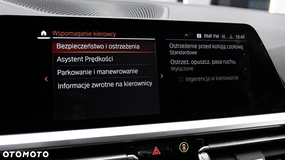 BMW Seria 3 320i - 25