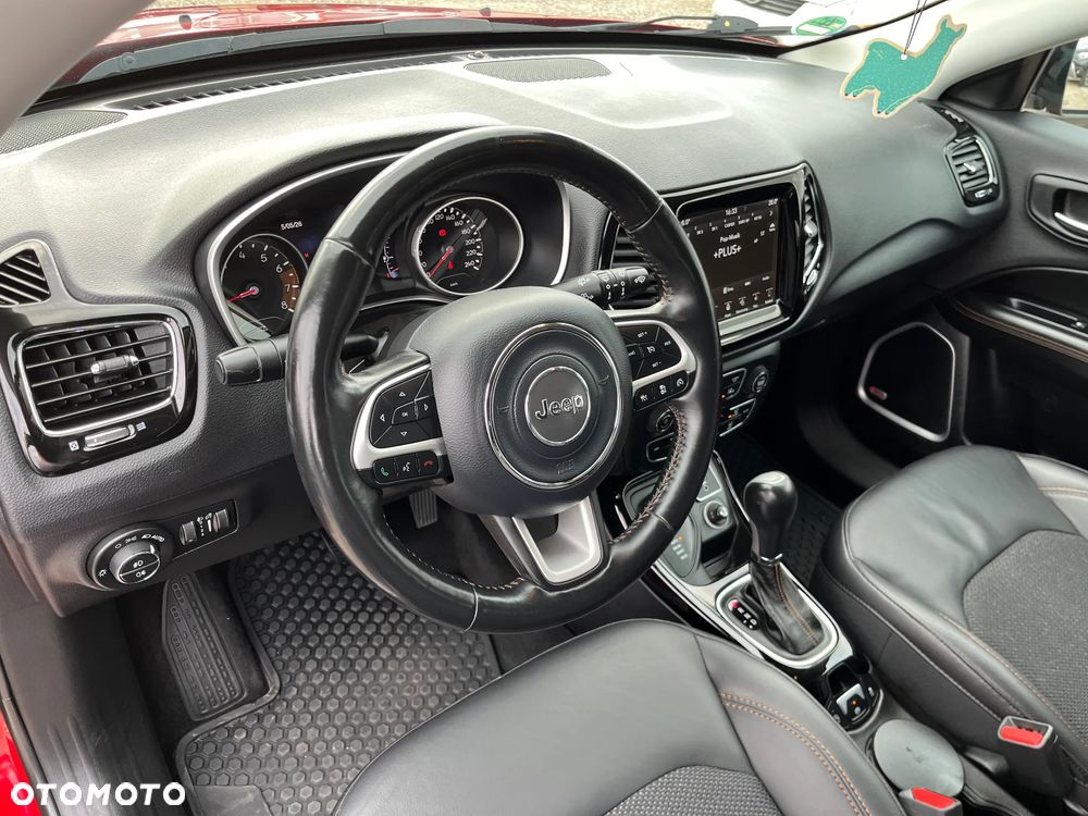 Jeep Compass - 18
