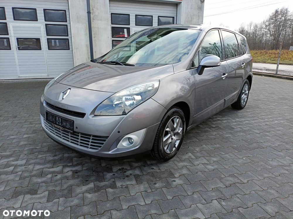 Renault Scenic - 1