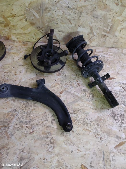 Suspensão Manga de eixo Braço Suspensão Renault Clio 3 III 1.2 16V  1.5 dci - 3