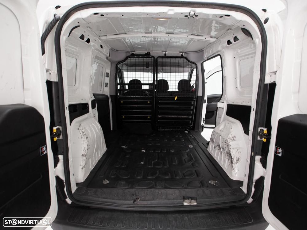 Fiat Doblo 1.6 MJ Easy 3L c/IVA - 6