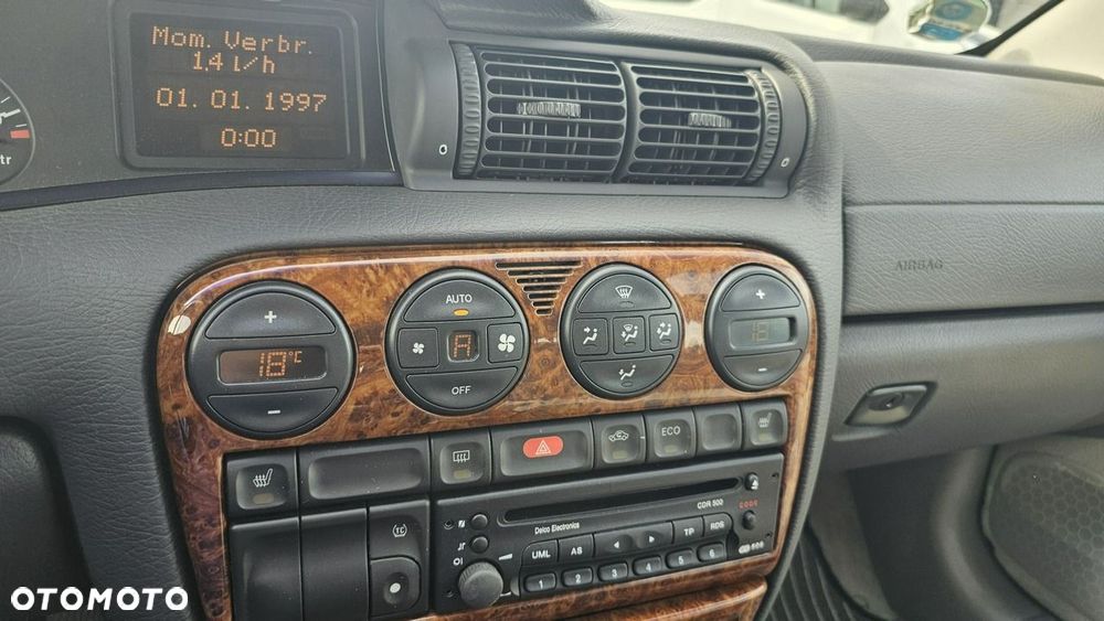 Opel Omega - 10