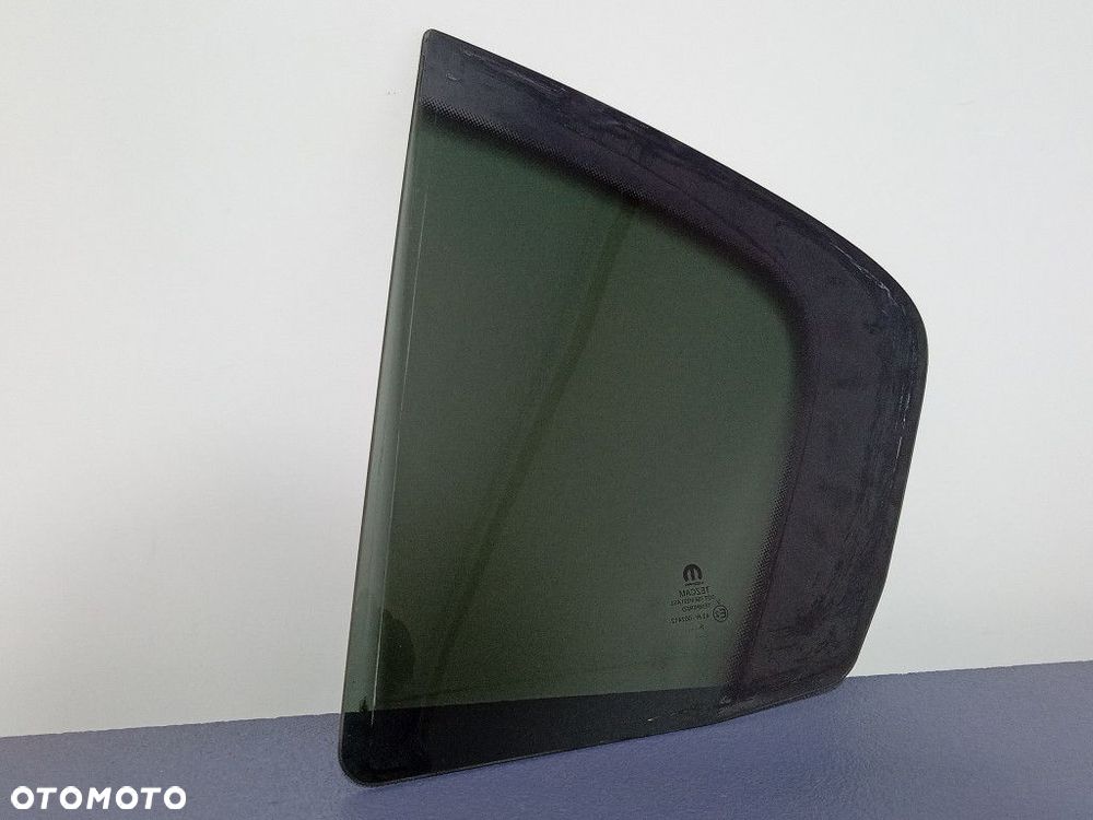 FIAT TIPO II SEDAN SZYBA DRZWI TYŁ PRAWA TYLNA MAŁA - 2