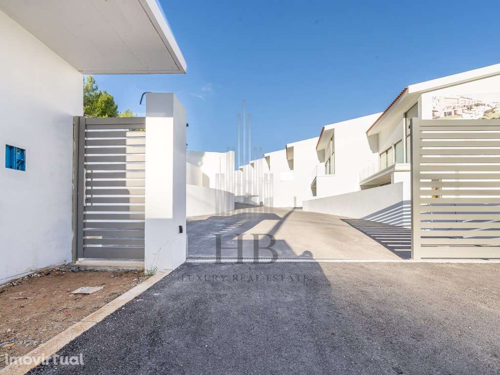 Moradia T3 com Vista Mar e Piscina | Sesimbra - Grande imagem: 2/60