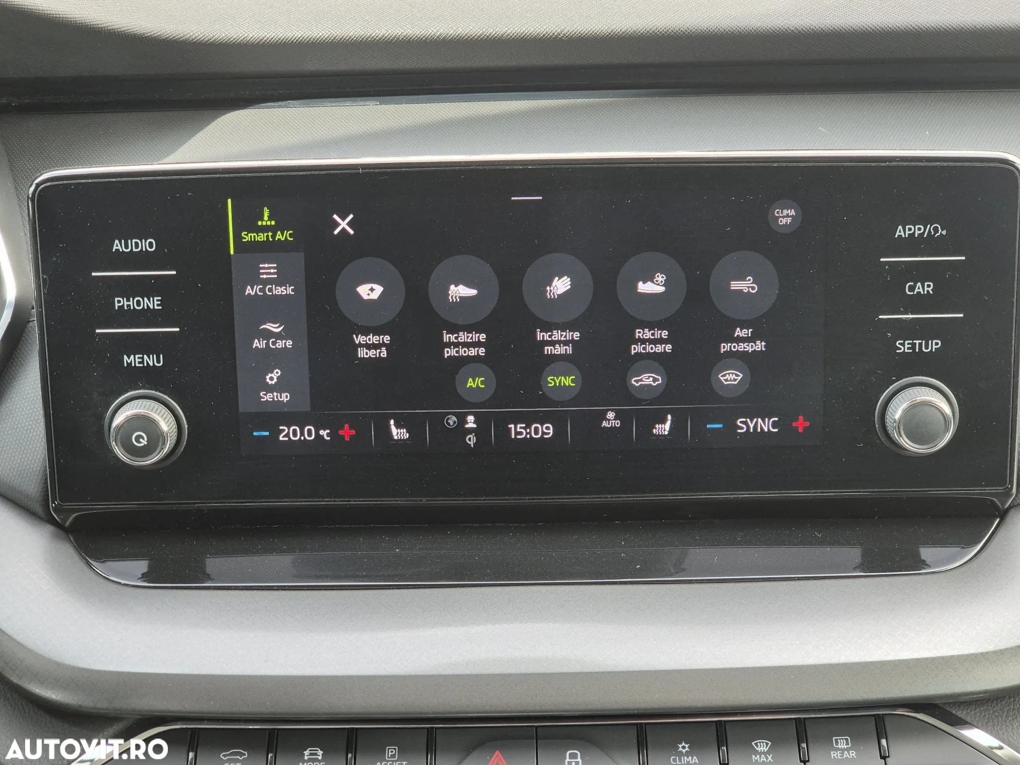 Skoda Octavia 2.0 TDI DSG Ambition - 25