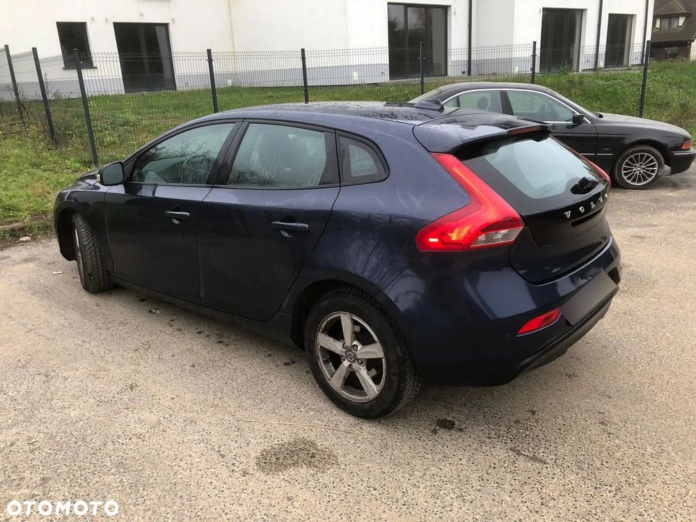 Volvo V40 D2 Kinetic - 2