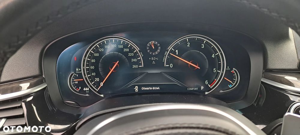 BMW Seria 5 530d xDrive M Sport sport - 30