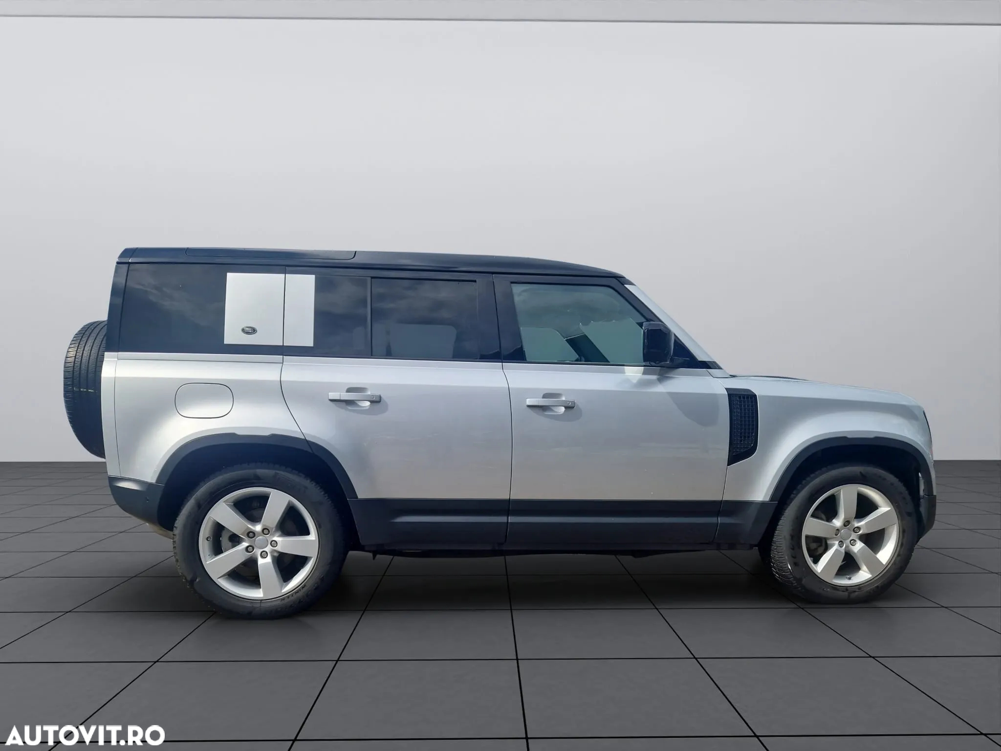 Land Rover Defender 110 2.0L D240 First Edition - 7