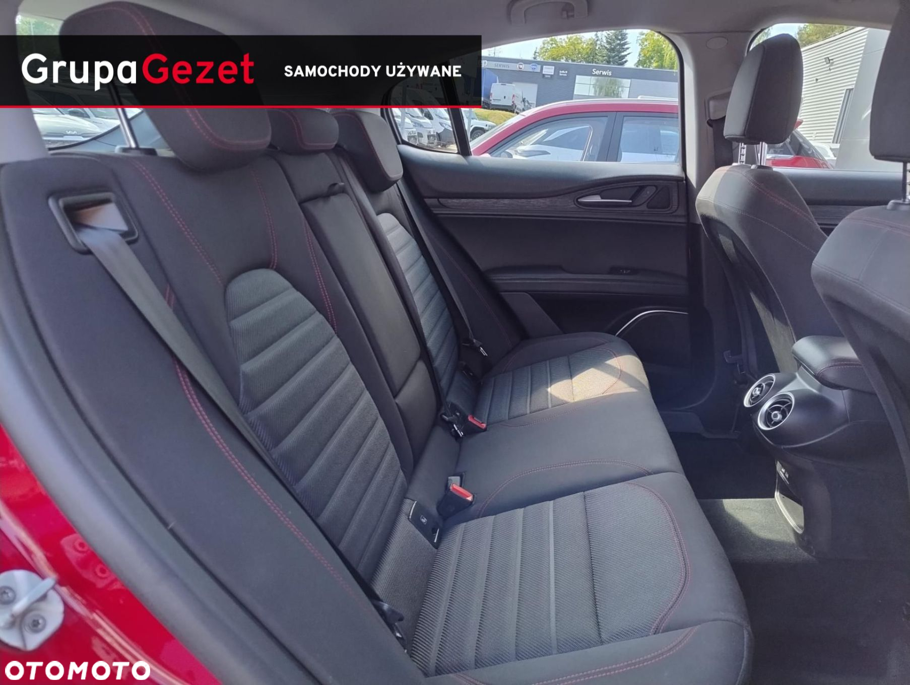 Alfa Romeo Stelvio - 13