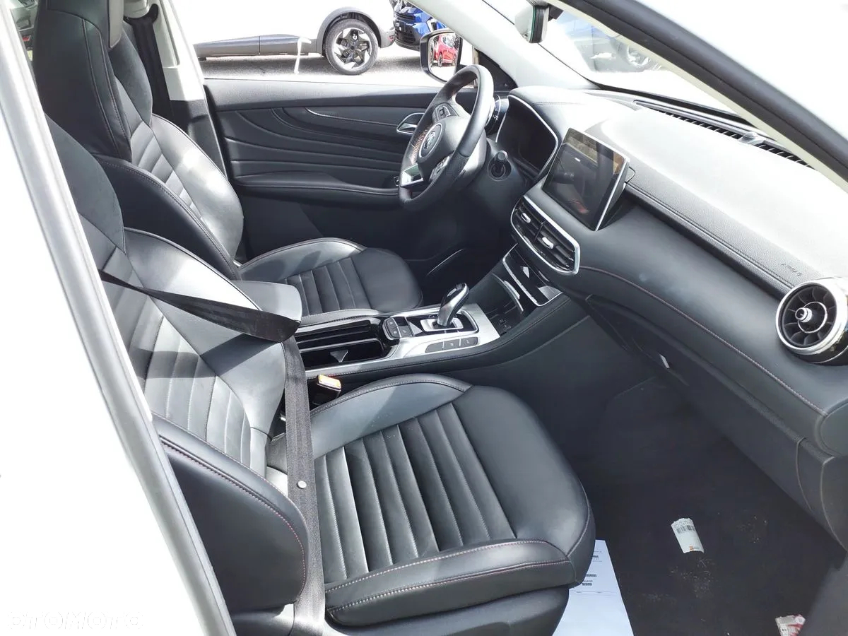 MG HS 1.5 T-GDI Exclusive DCT - 7