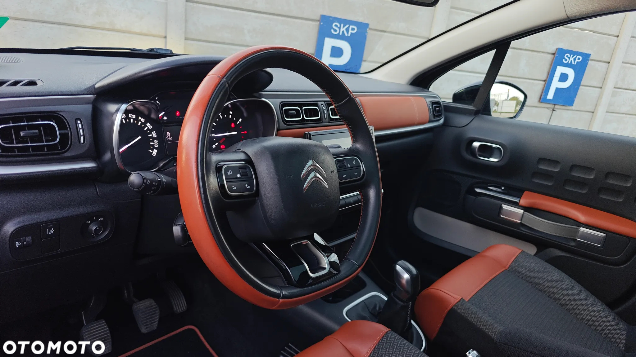 Citroën C3 1.2 PureTech GPF Shine - 29