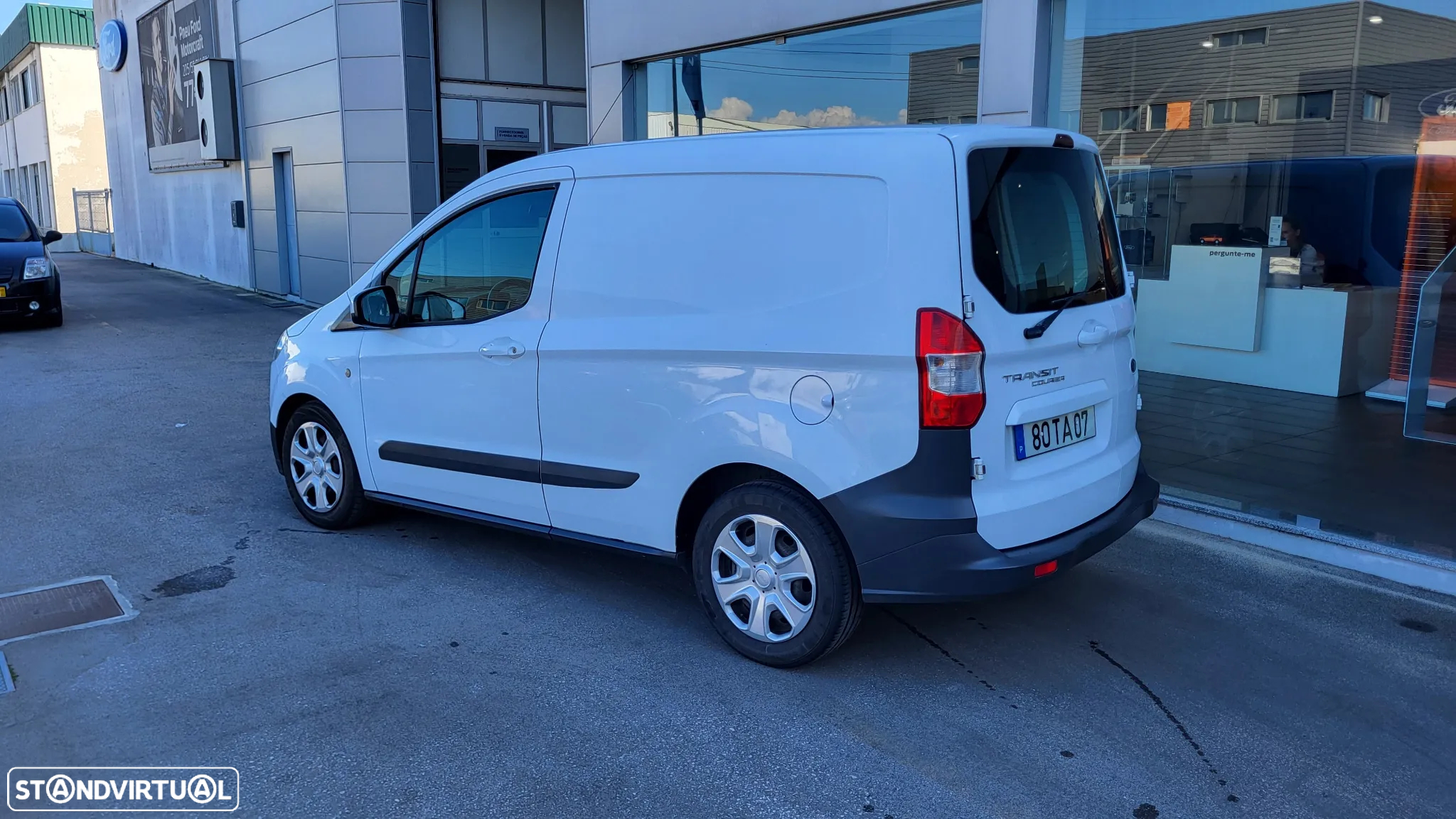 Ford Transit Courier - 5