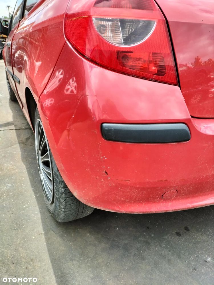 FOTELE PRZÓD KANAPA TYŁ RENAULT CLIO III 1.5 DCI 05-09r PRZED LIFT KOD LAK. OV727 - 18