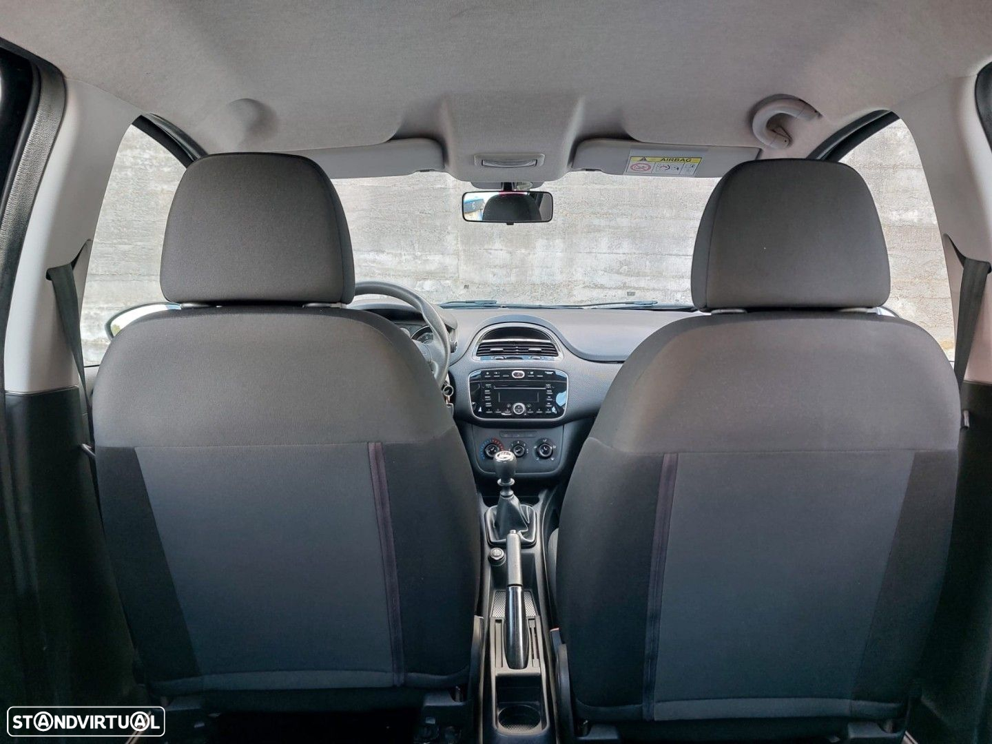 Fiat Punto 1.2 Lounge S&S - 9