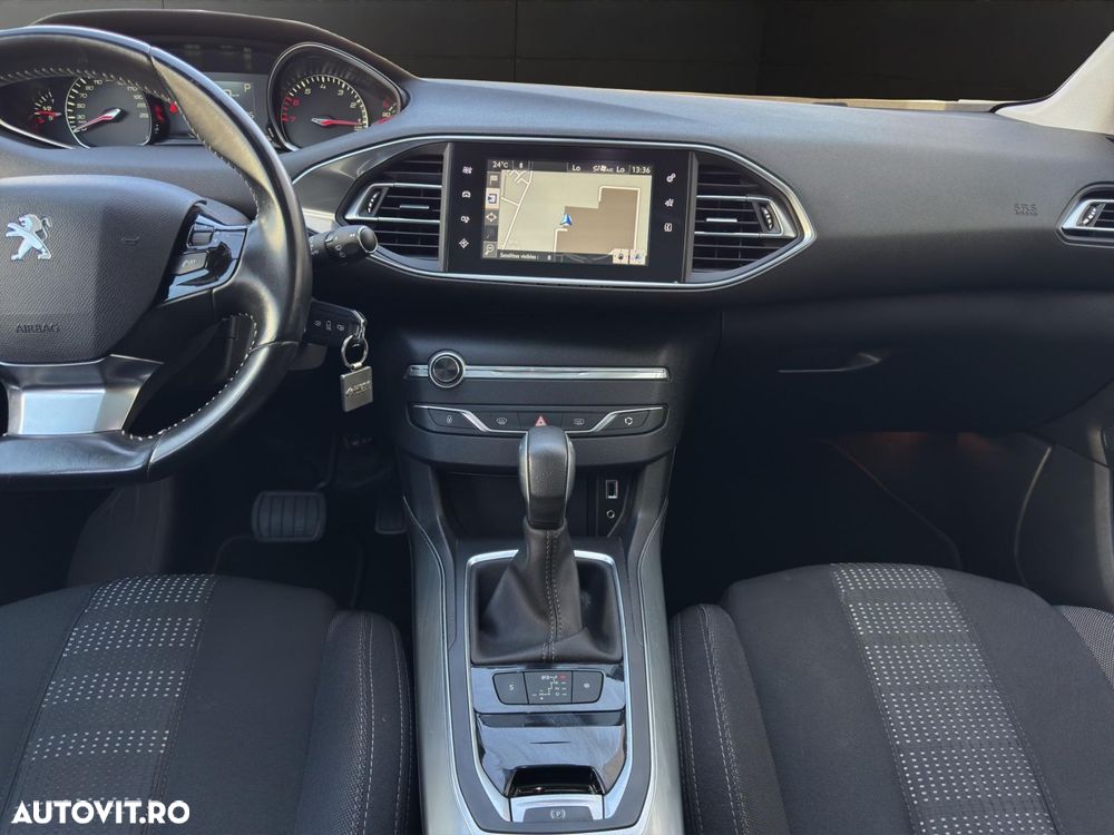 Peugeot 308 - 9