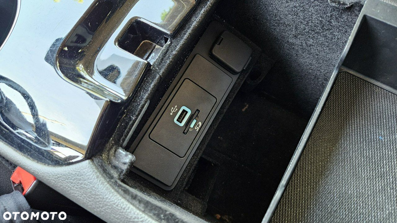 Ford Mondeo - 39