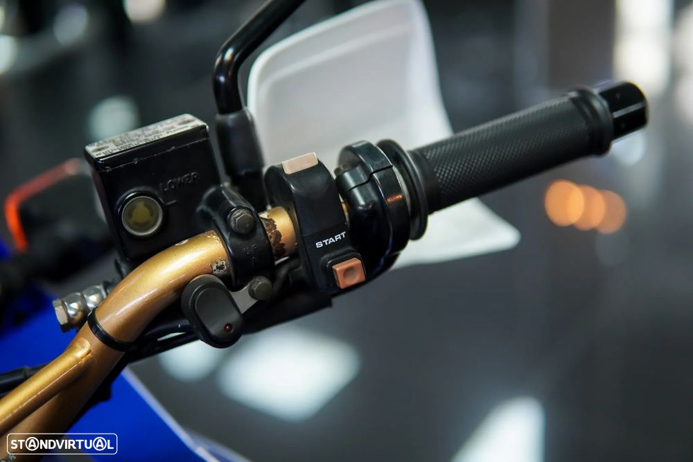 Honda Africa Twin 750 Adventure - 31