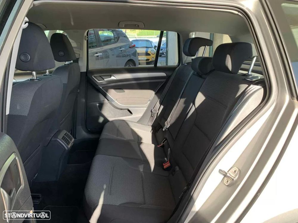 VW Golf Variant 1.6 TDi GPS Edition - 14