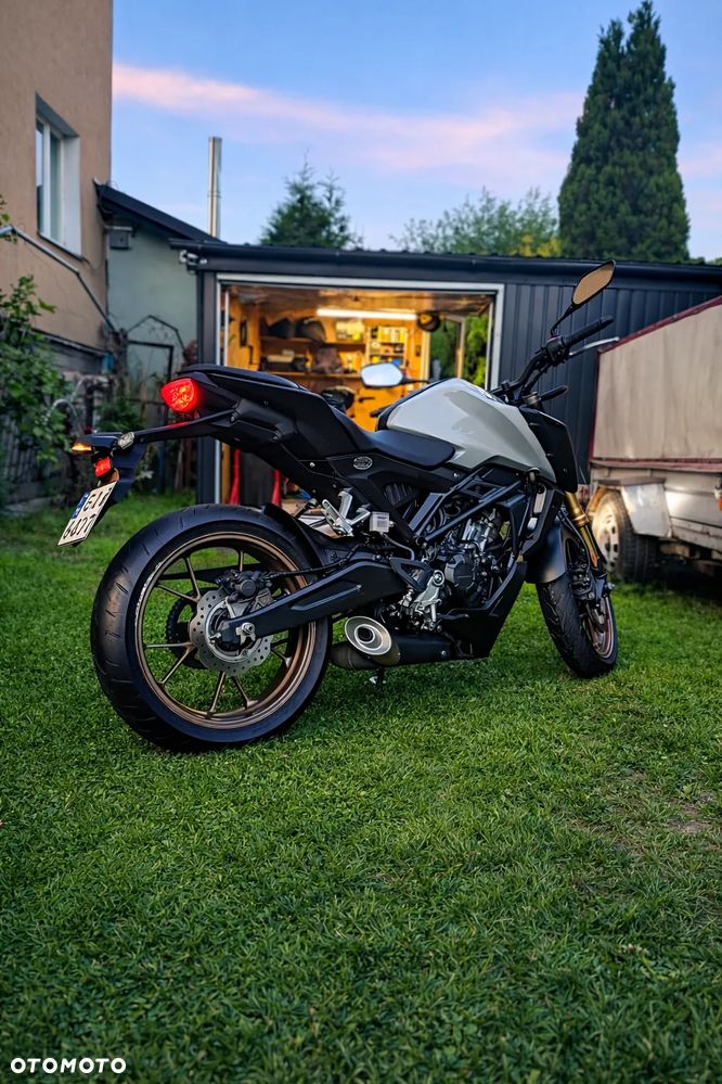 Honda CB - 3