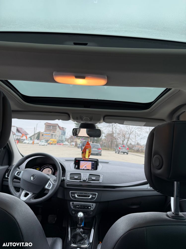 Renault Megane ENERGY dCi 110 Start & Stop Bose Edition - 3