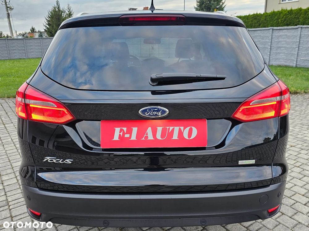 Ford Focus Turnier 1.0 EcoBoost Start-Stopp-System TITANIUM X - 31
