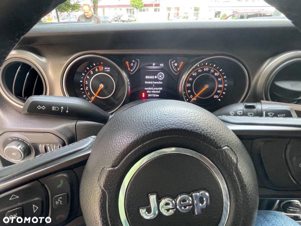 Jeep Wrangler - 18