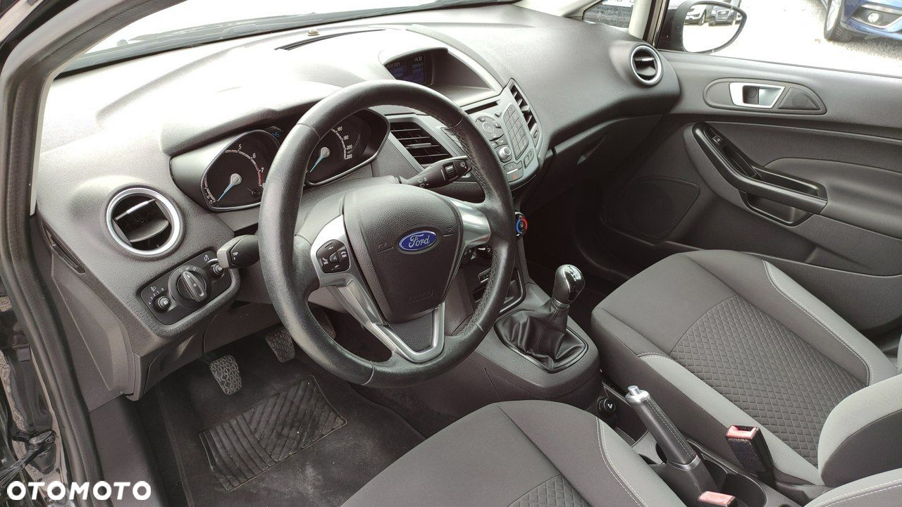 Ford Fiesta - 40