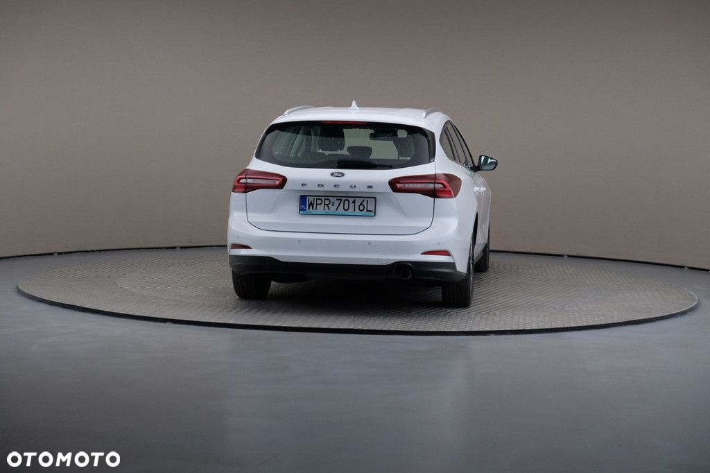 Ford Focus 1.0 EcoBoost Titanium - 5