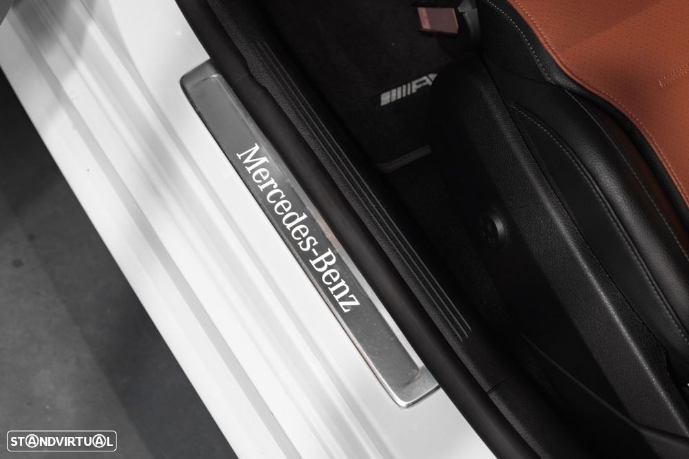 Mercedes-Benz C 300 e 9G-TRONIC AMG Line - 32