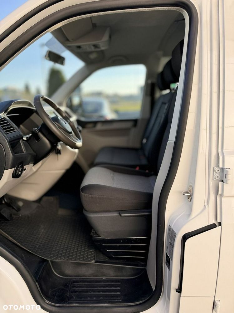 Volkswagen Transporter - 15