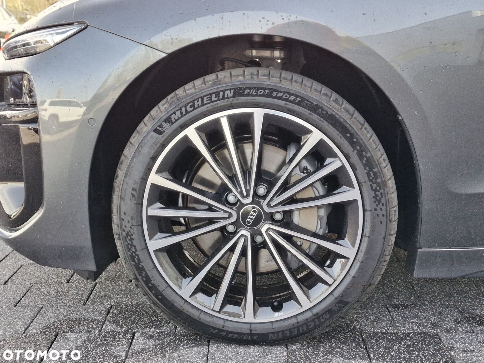 Audi A6 Sportback e-tron - 4
